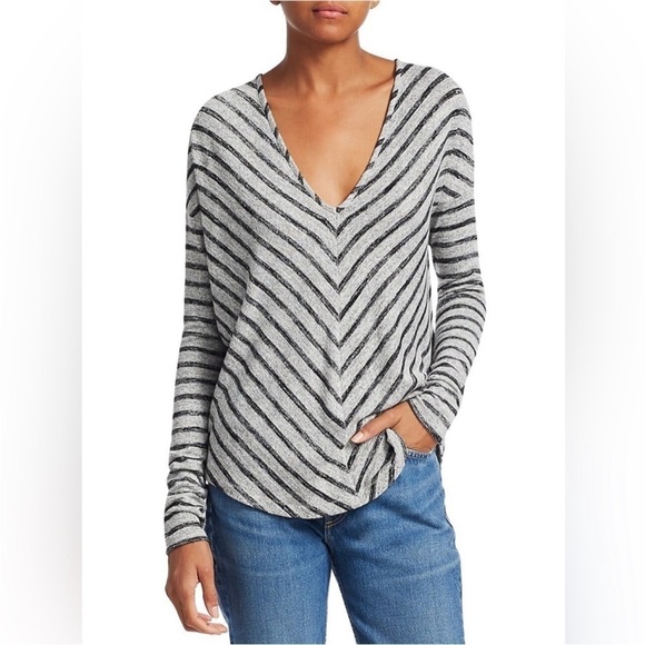 Rag & Bone Gray Black Stripe Hudson V Neck Sweater Top - Picture 1 of 13